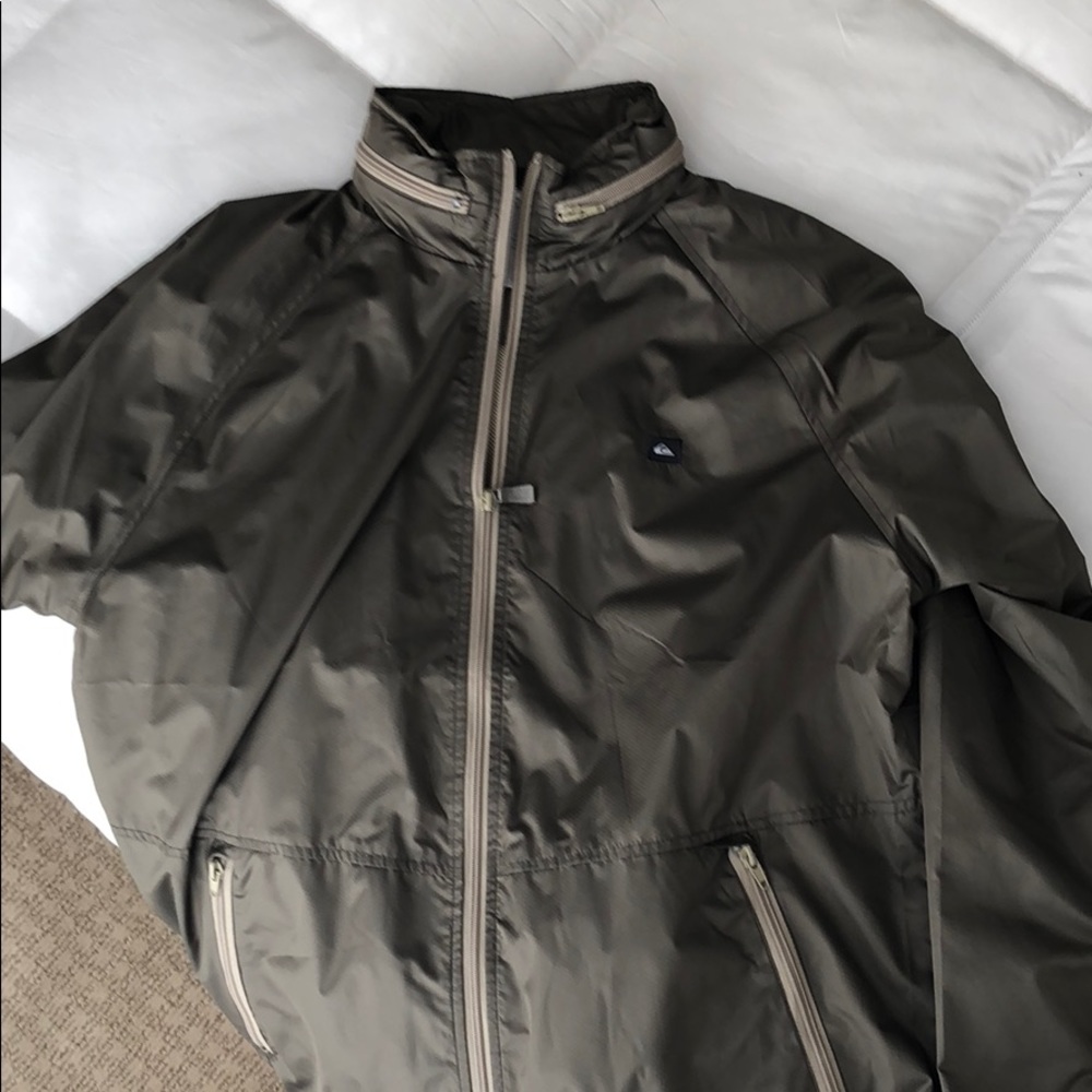 Quicksilver Raincoat/windbreaker